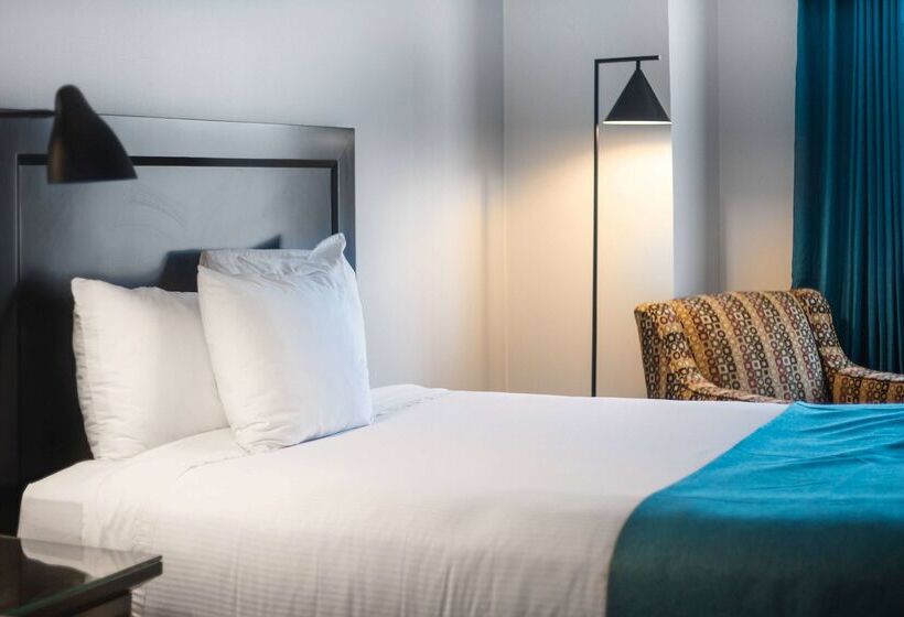 בית מלון כפרי Ramada By Wyndham Surrey/langley