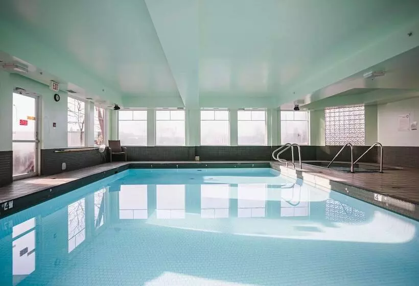 酒店 Ramada By Wyndham Surrey/langley