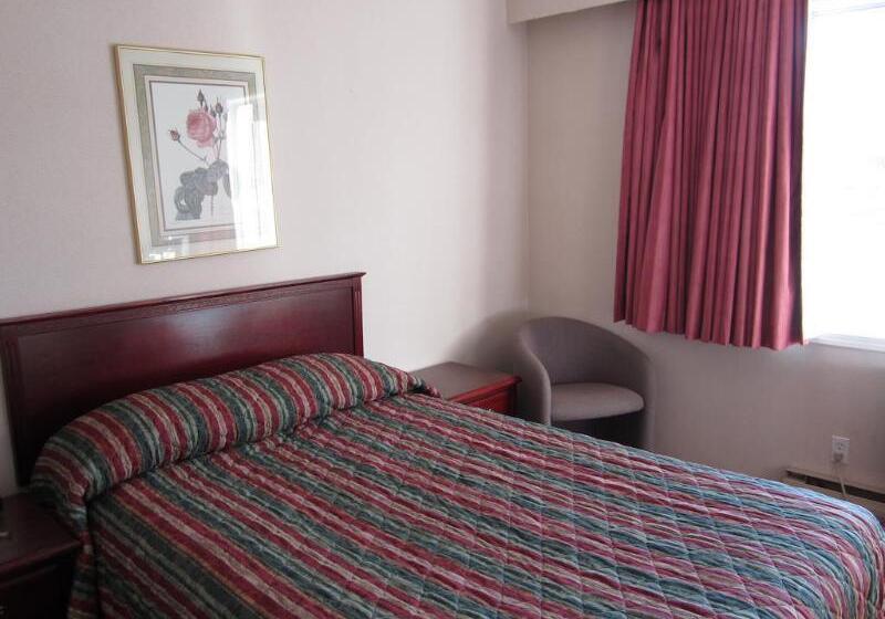 هتل Sandman Inn Kamloops