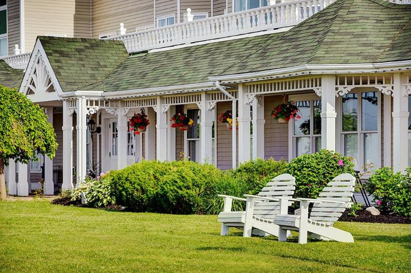 Hotel The Loyalist Country Inn & Conference Centre