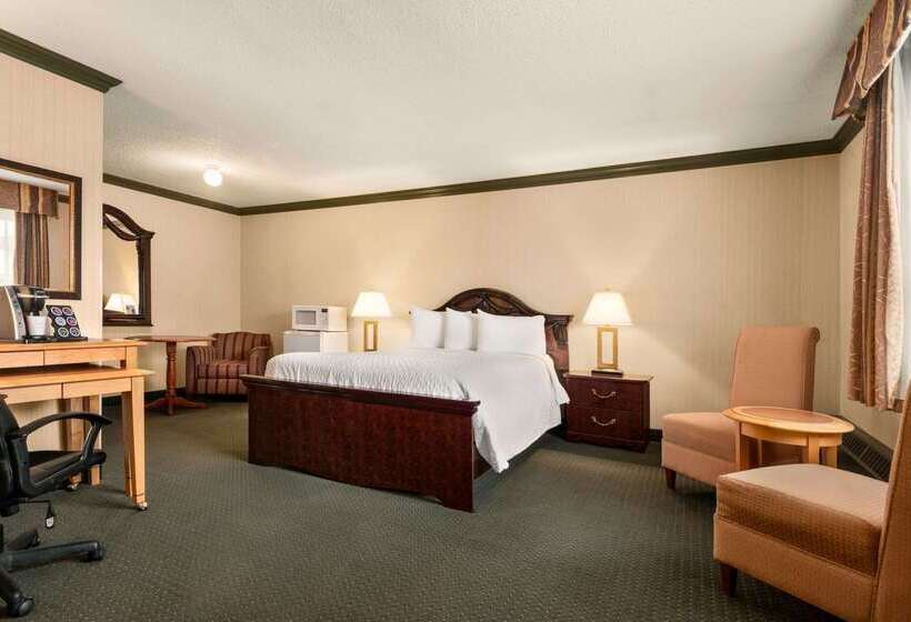 فندق Travelodge By Wyndham Dawson Creek