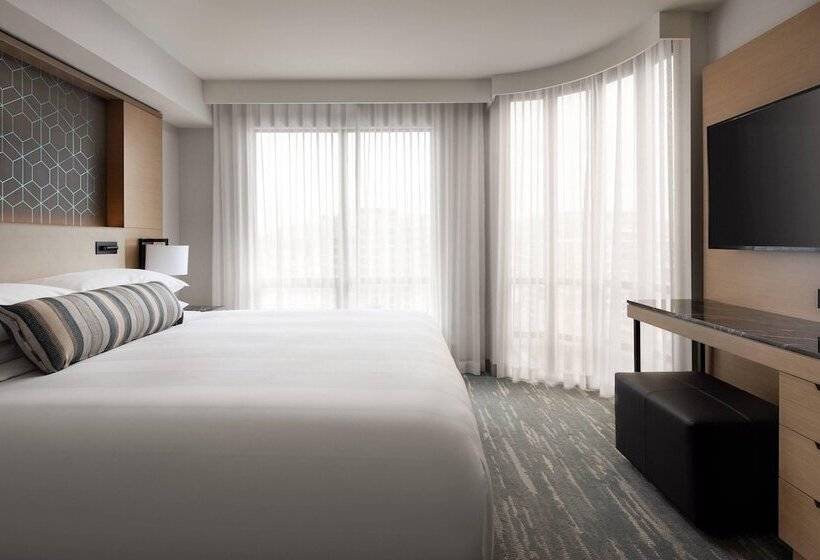 בית מלון כפרי Vancouver Airport Marriott