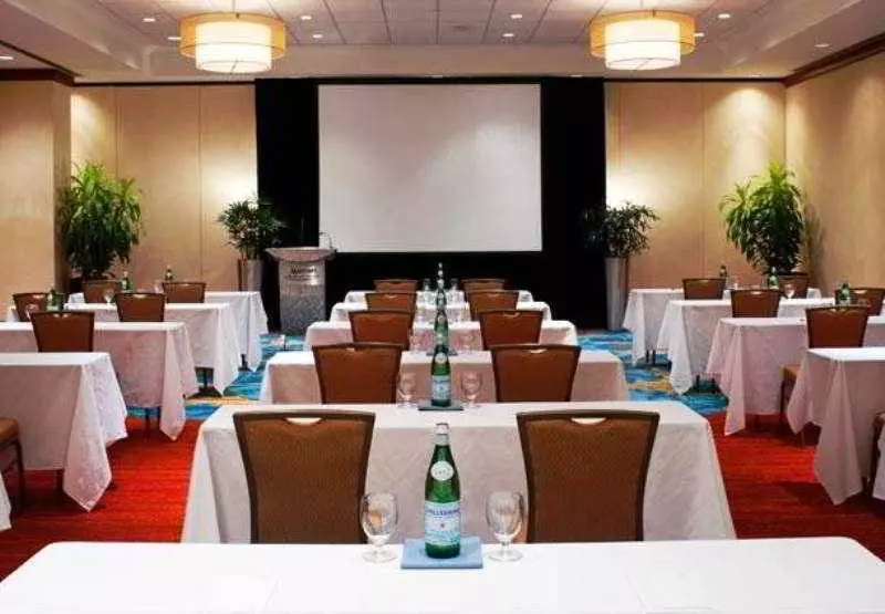 هتل Vancouver Airport Marriott