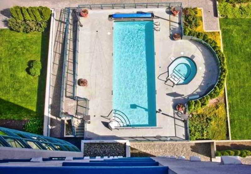 בית מלון כפרי Vancouver Airport Marriott