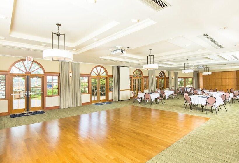 Resort Painter S Lodge, Trademark Collection By Wyndham