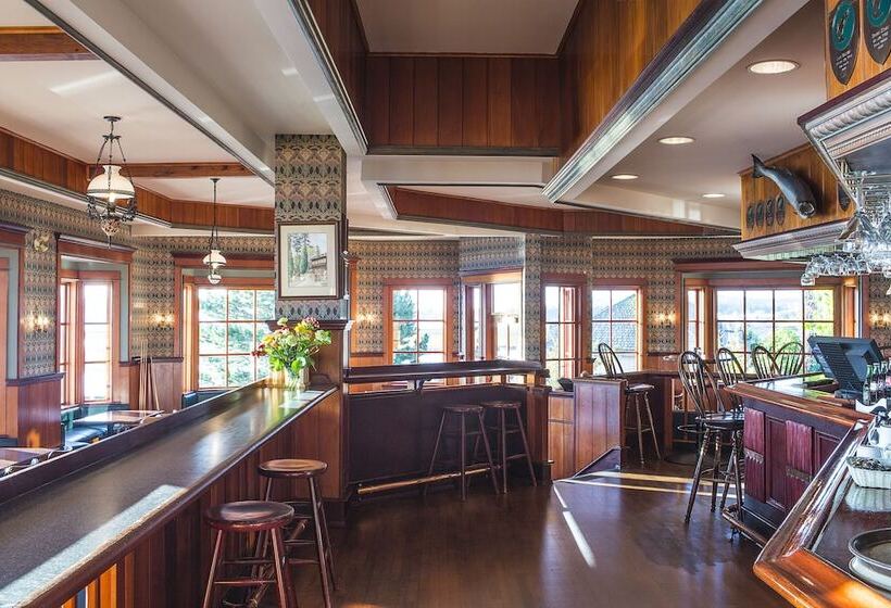 Resort Painter S Lodge, Trademark Collection By Wyndham