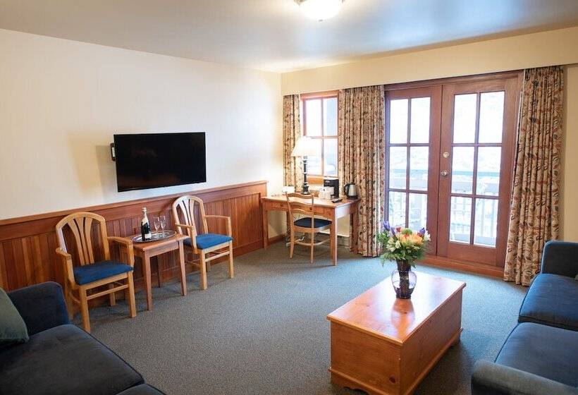 Resort Painter S Lodge, Trademark Collection By Wyndham