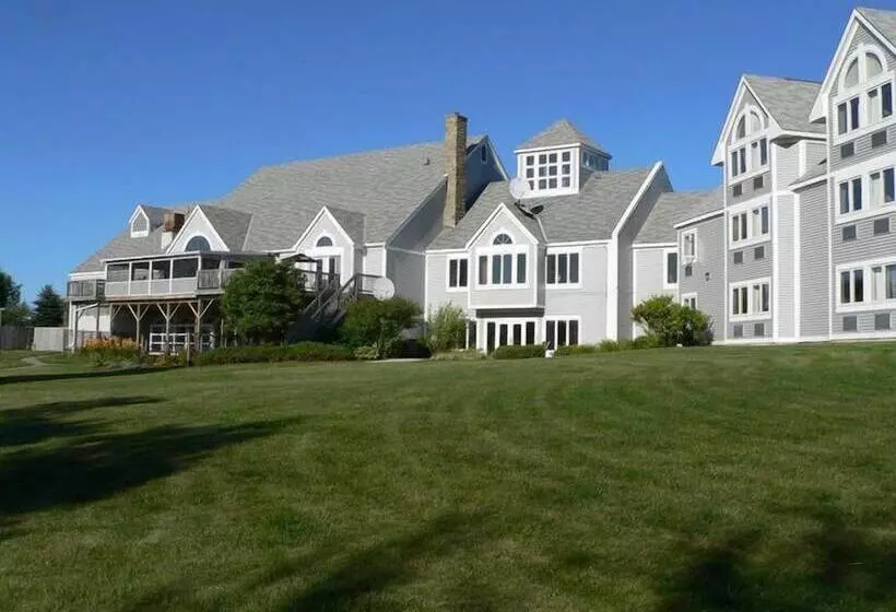 Riverside Resort & Conference Centre