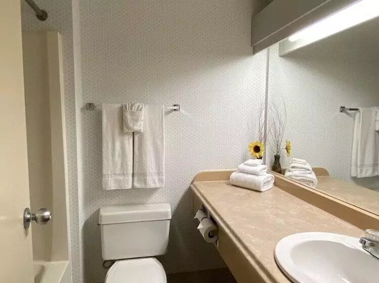 Riverside Resort & Conference Centre