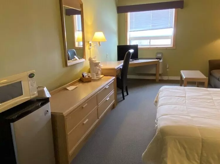 Riverside Resort & Conference Centre