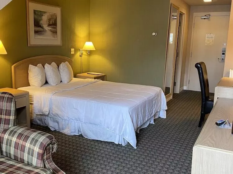 Riverside Resort & Conference Centre