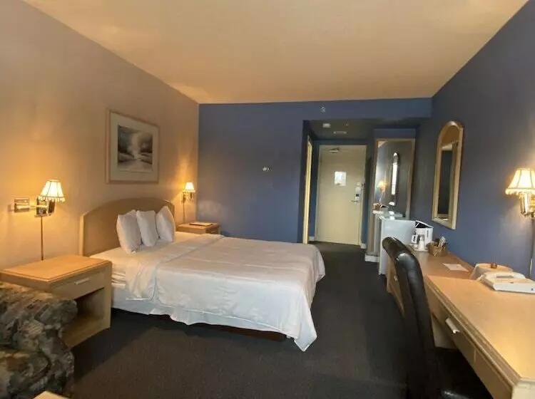 Riverside Resort & Conference Centre