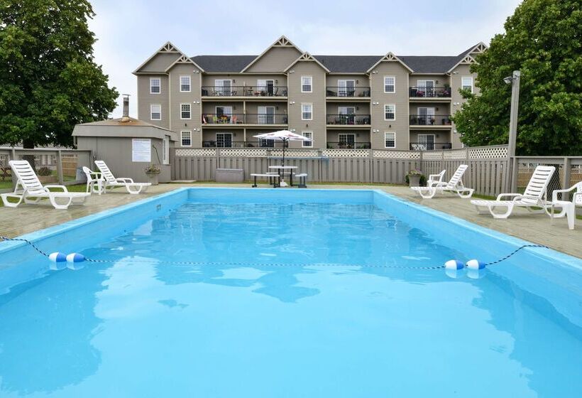 هتل Canadas Best Value Inn & Suites Charlottetown