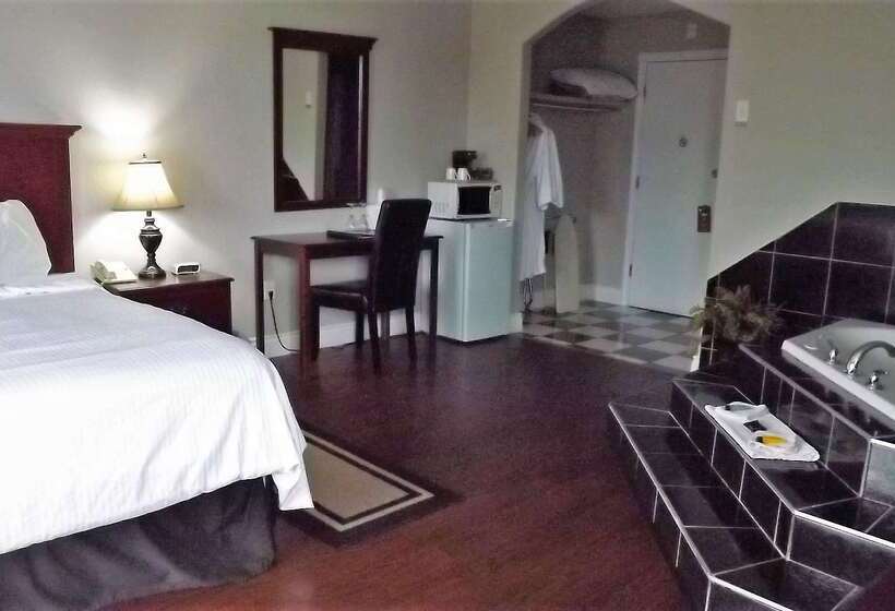 هتل Canadas Best Value Inn & Suites Charlottetown