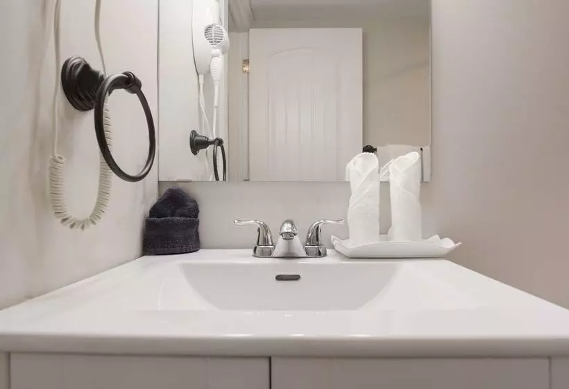 酒店 Canadas Best Value Inn & Suites Charlottetown