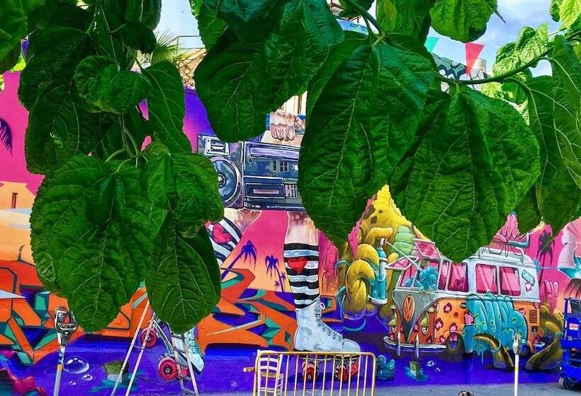 Hotel Crowne Plaza Limassol, An Ihg