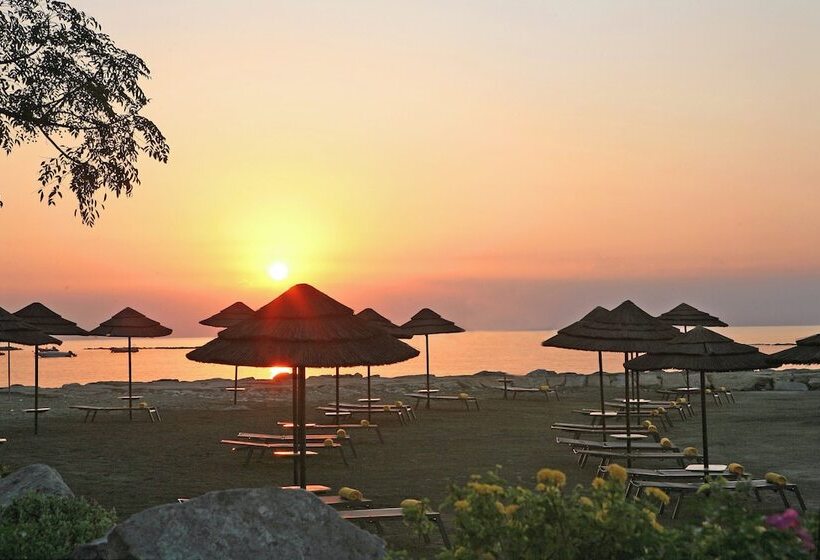 Hotel Crowne Plaza Limassol, An Ihg