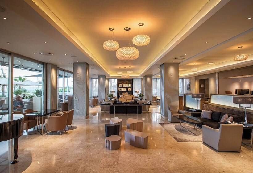 Hotel Crowne Plaza Limassol, An Ihg