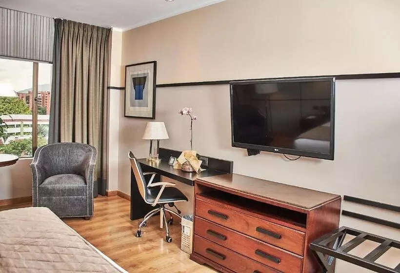 호텔 Poblado Plaza