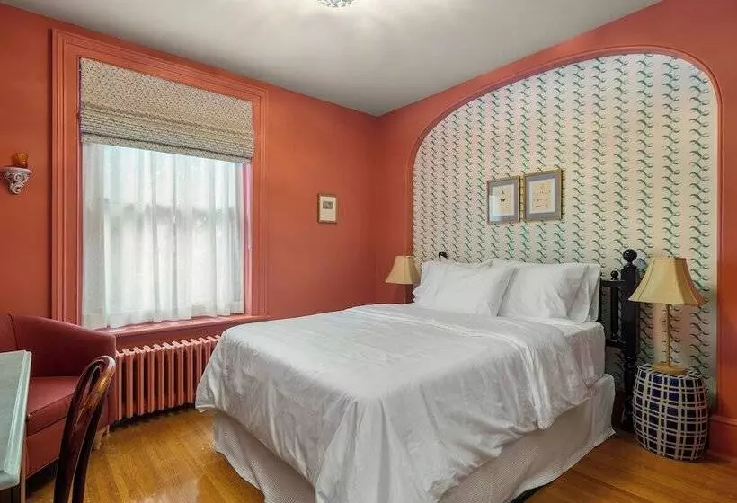 ホテル Trinity House Inn