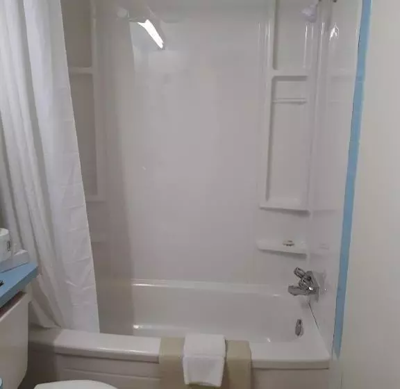 ホテル Westwood Inn  And Indoor Water Park