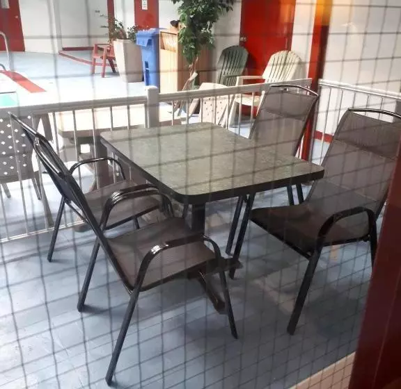 ホテル Westwood Inn  And Indoor Water Park