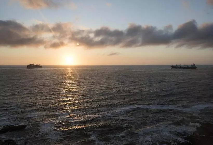 هتل Holiday Inn Express Antofagasta, An Ihg