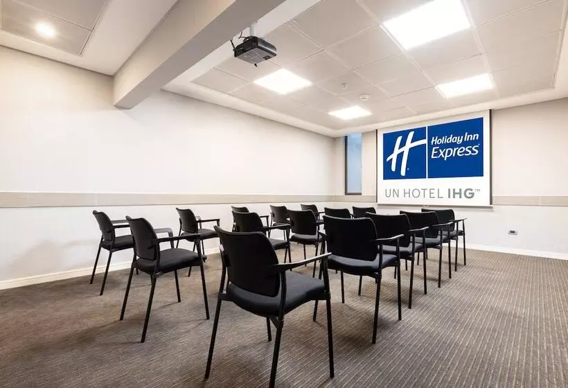 هتل Holiday Inn Express Antofagasta, An Ihg