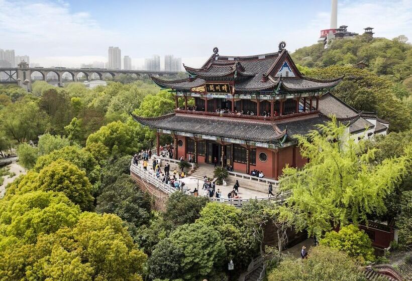 בית מלון כפרי Holiday Inn Wuhan Riverside, An Ihg