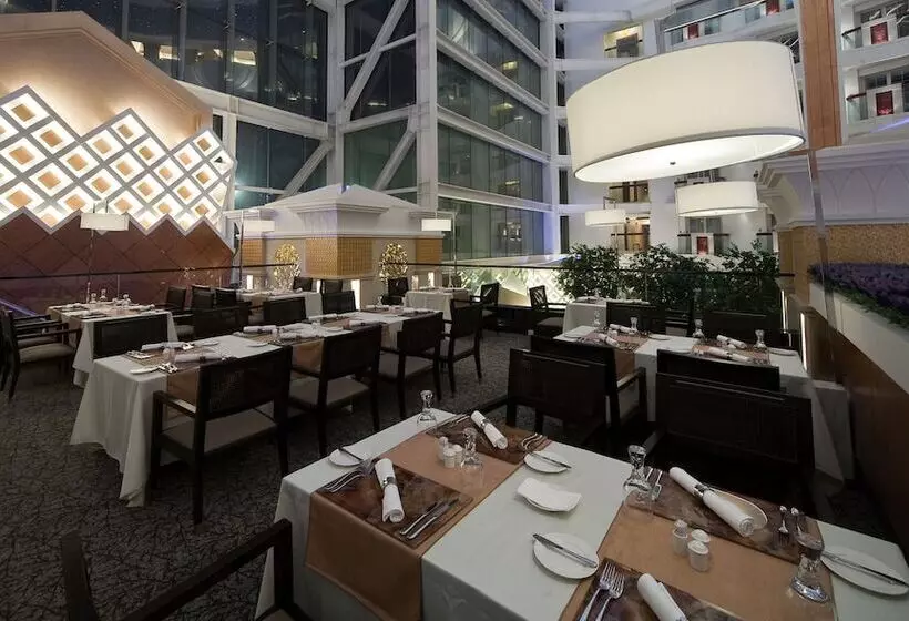 Отель Nanjing Central