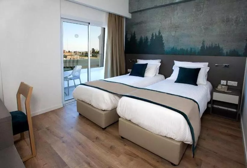 فندق Pefkos City