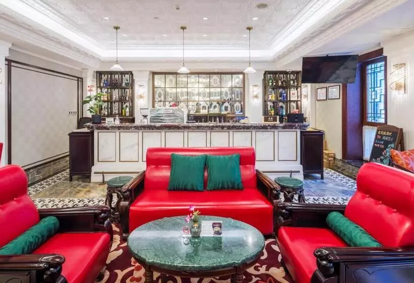 هتل Shanghai Donghu