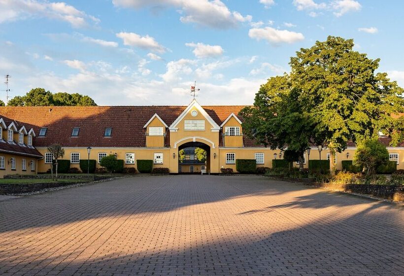 فندق Sørup Herregaard