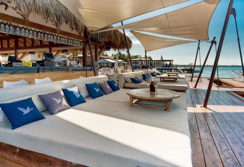 هتل Hamaca Garden