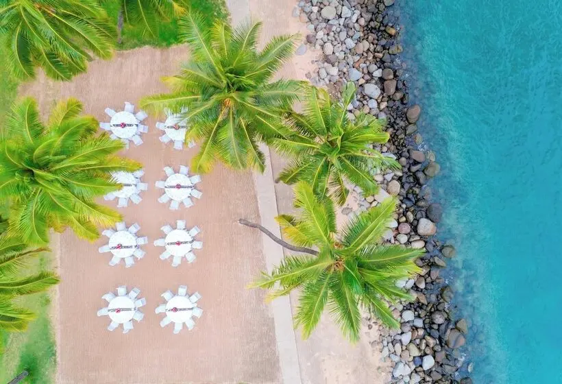 The Westin Fiji Golf Resort & Spa