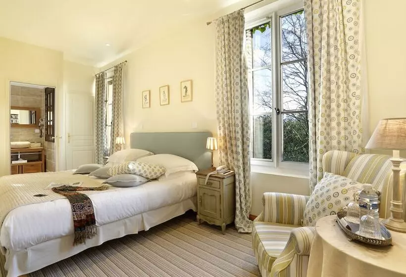 Отель Auberge Du Bon Laboureur Chenonceaux