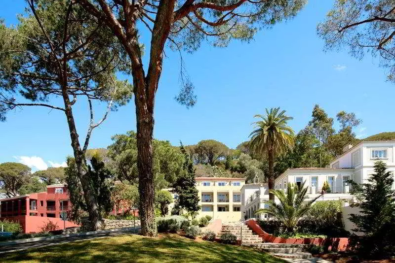 Отель Chateau Résidence des Artistes