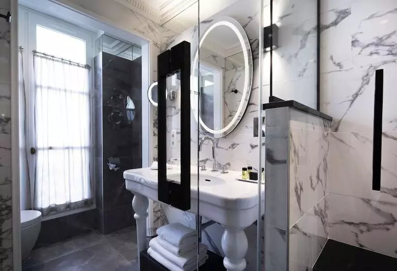 ホテル Des Grands Hommes