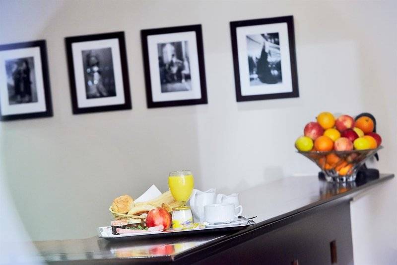 ホテル Golden Tulip  Washington Opera