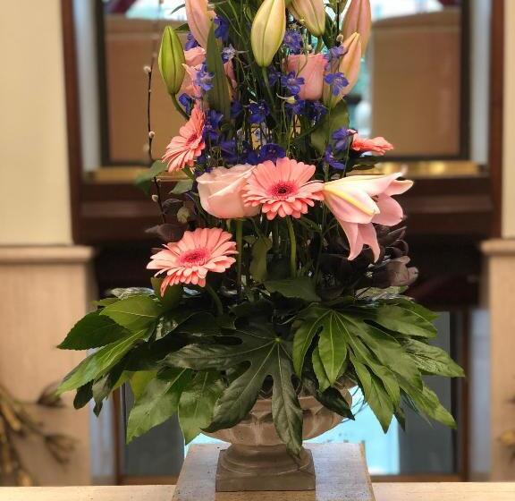 هتل Grand Hôtel D Espagne