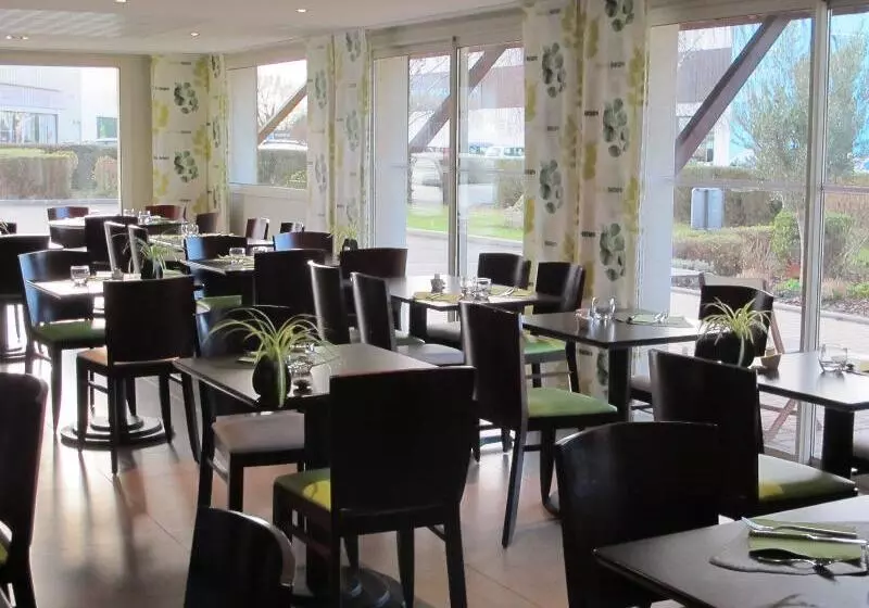 Sure Hotel By Best Western Rennes Chantepie Hôtel Rénové