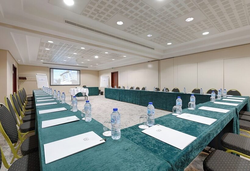 호텔 Occidental Paris Levallois