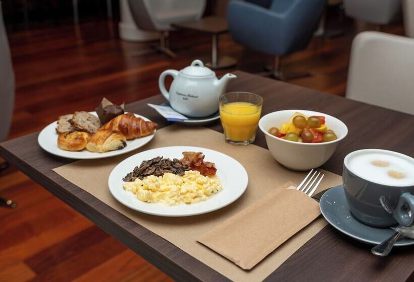 호텔 Occidental Paris Levallois