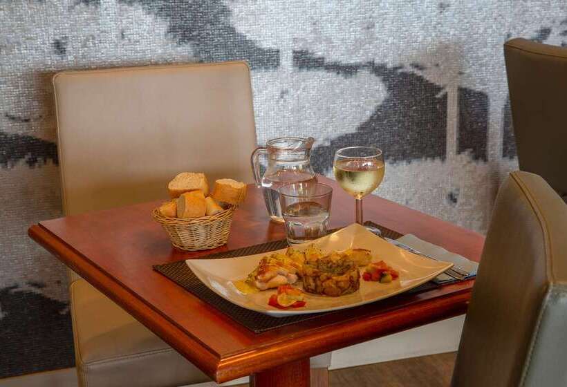 ホテル The Originals City, Hôtel Orléans Nord