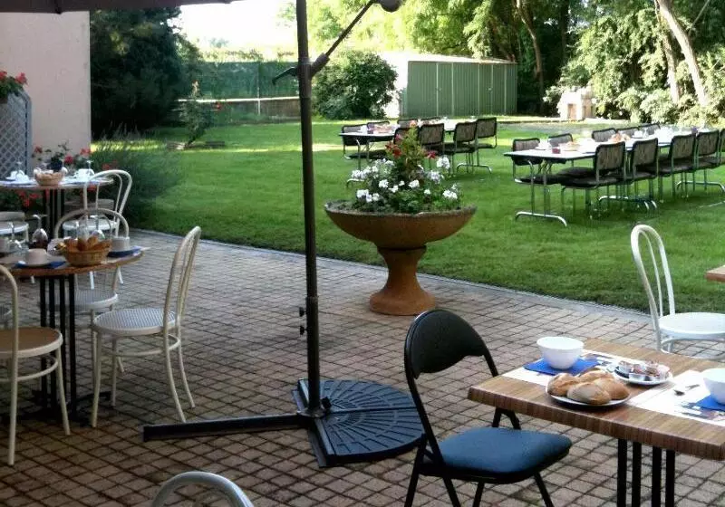 Hotel Acacia Nancy Sud Luneville