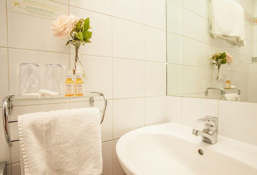 هتل Europe Saint Severin Paris Notre Dame