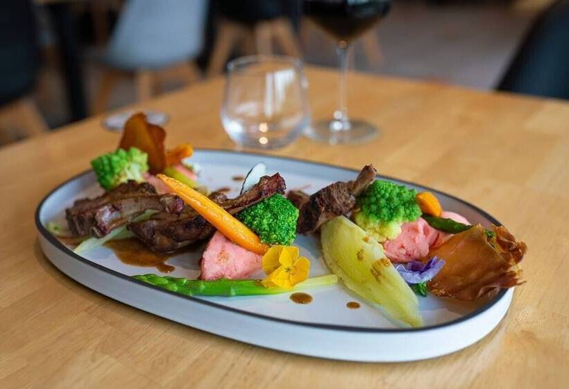 فندق Logis Cris Hôtel, Lyon Est