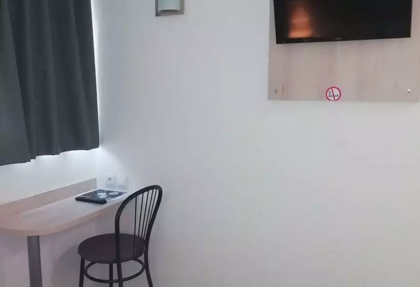 酒店 Kyriad Direct Dreux