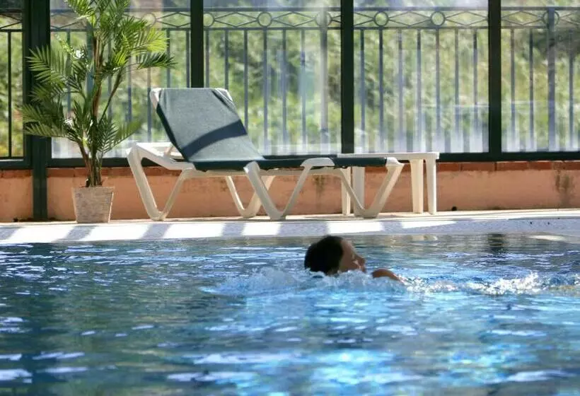 Отель Domaine De Falgos Golf & Spa