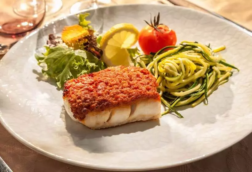 Отель Domaine De Falgos Golf & Spa